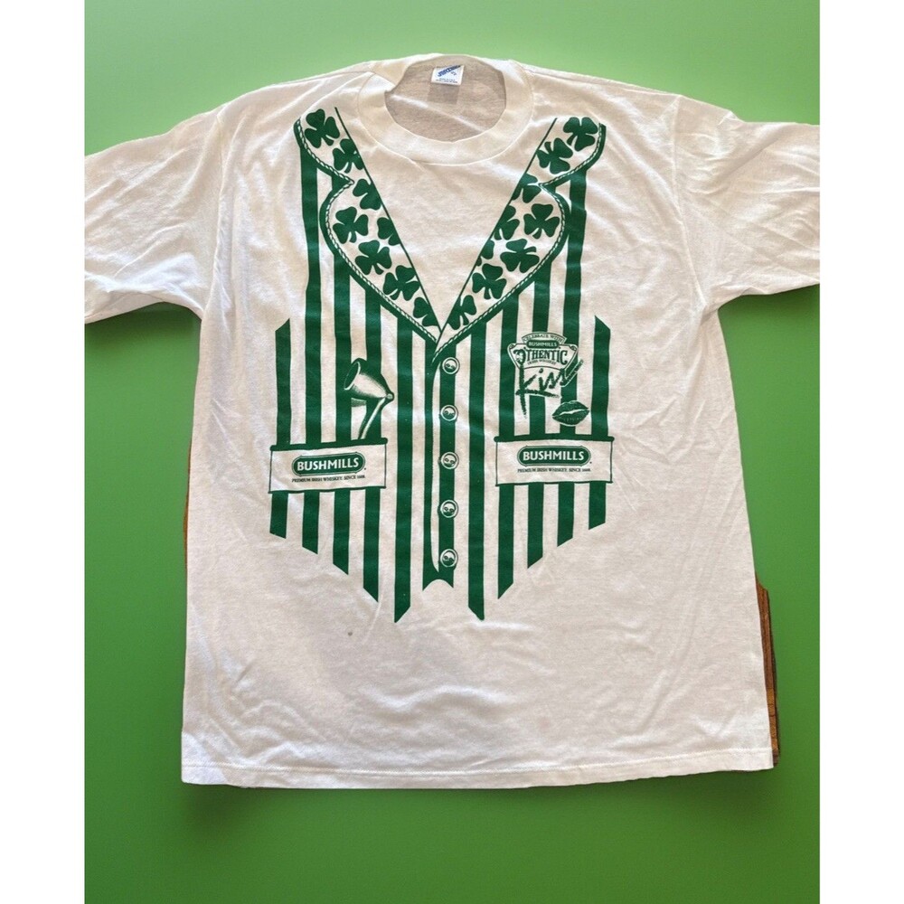 BUSHMILLS Irish Whiskey Jerzees Green Clover Vest Graphic TShirt XL